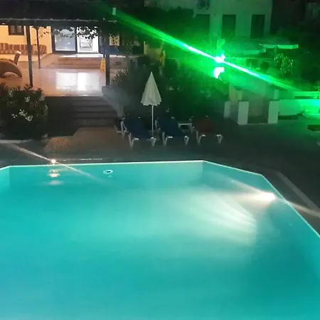 מלון Cemre