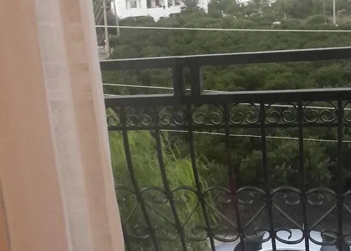 Cemre Hotel 2*