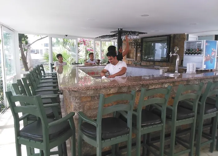 Hotel Cemre Turgutreis