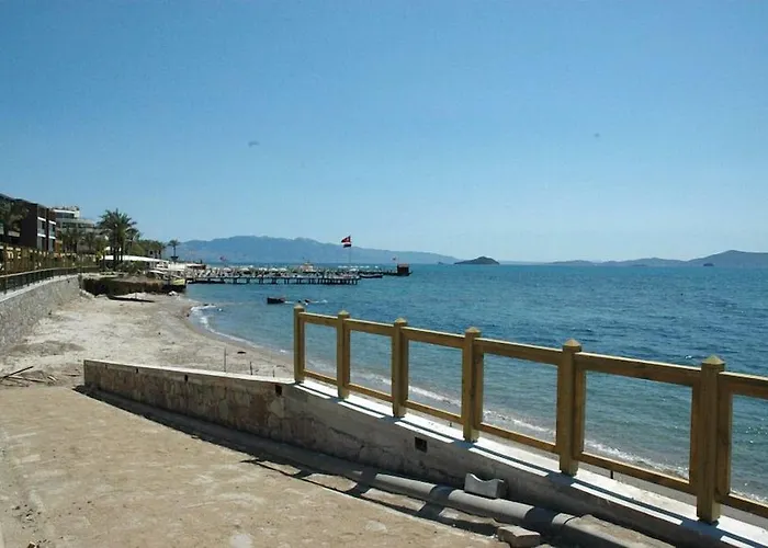 Cemre Hotell Turgutreis