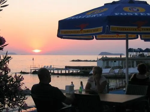 Hotell Cemre Turgutreis