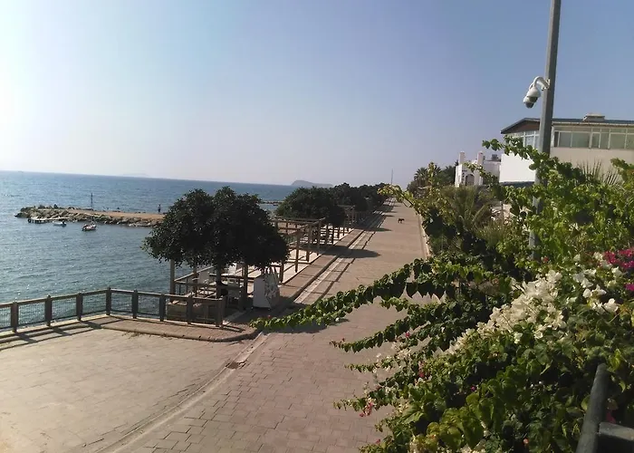 Cemre Hotel