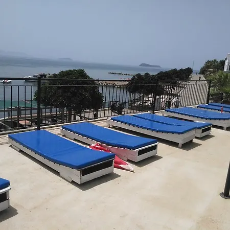 酒店 Cemre 图尔古特雷斯